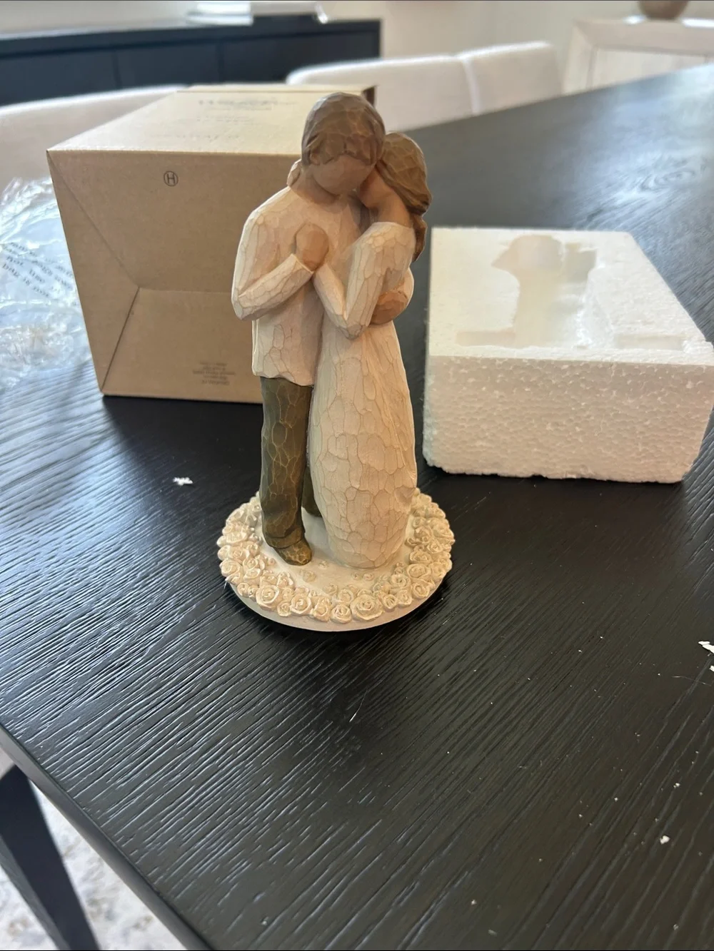 Willow Tree tan and cream Promise Cake Topper Figurine in Box